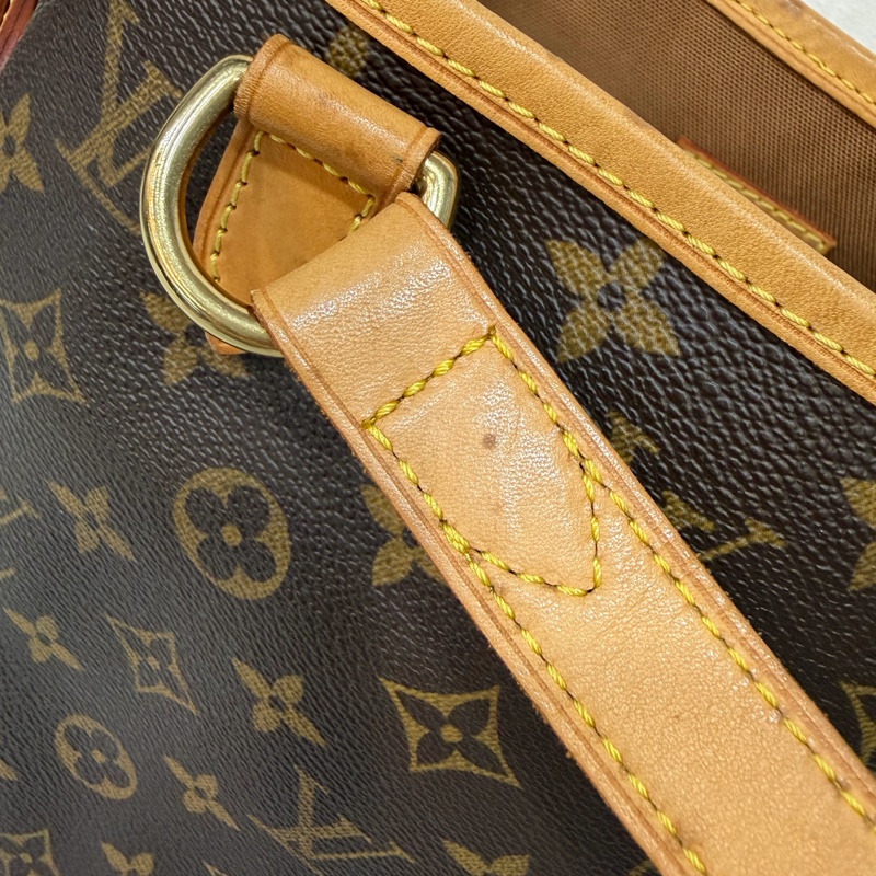 LV M51156 原花 老花 字紋 手提包 便當包 小 午休包 名媛包 晚宴包 手拿包 熱門款-55