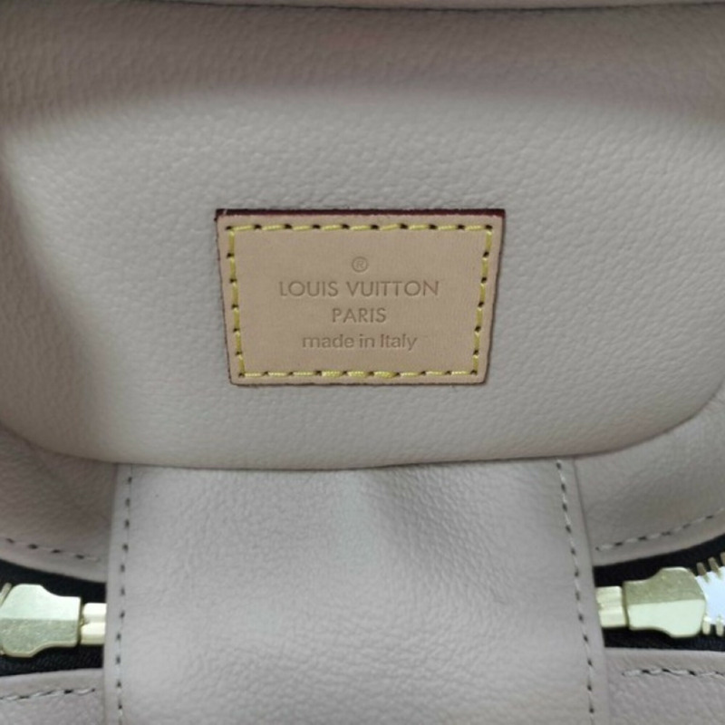 路易威登 (LOUIS VUITTON) Nice Nano 手提包 M44936 棕色 Monogram 女士化妝包-9