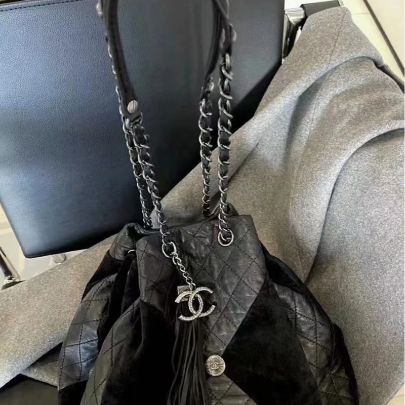 Chanel Dallas秀款雙銀鏈水桶包-11