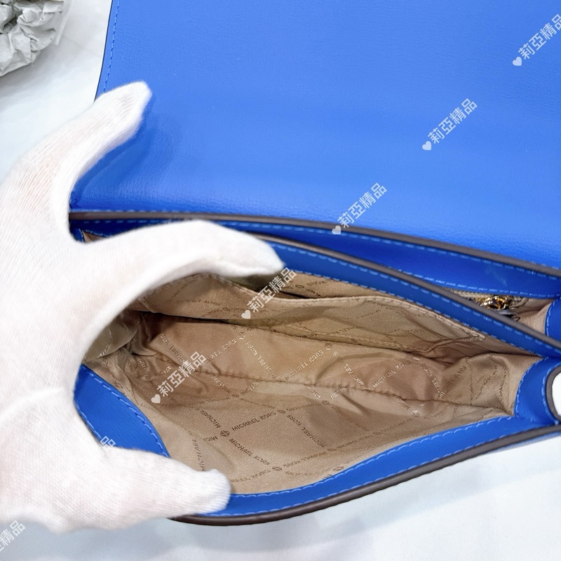 莉亞精品♡ MK 寶石藍立體金釦翻蓋包 二手美包-11