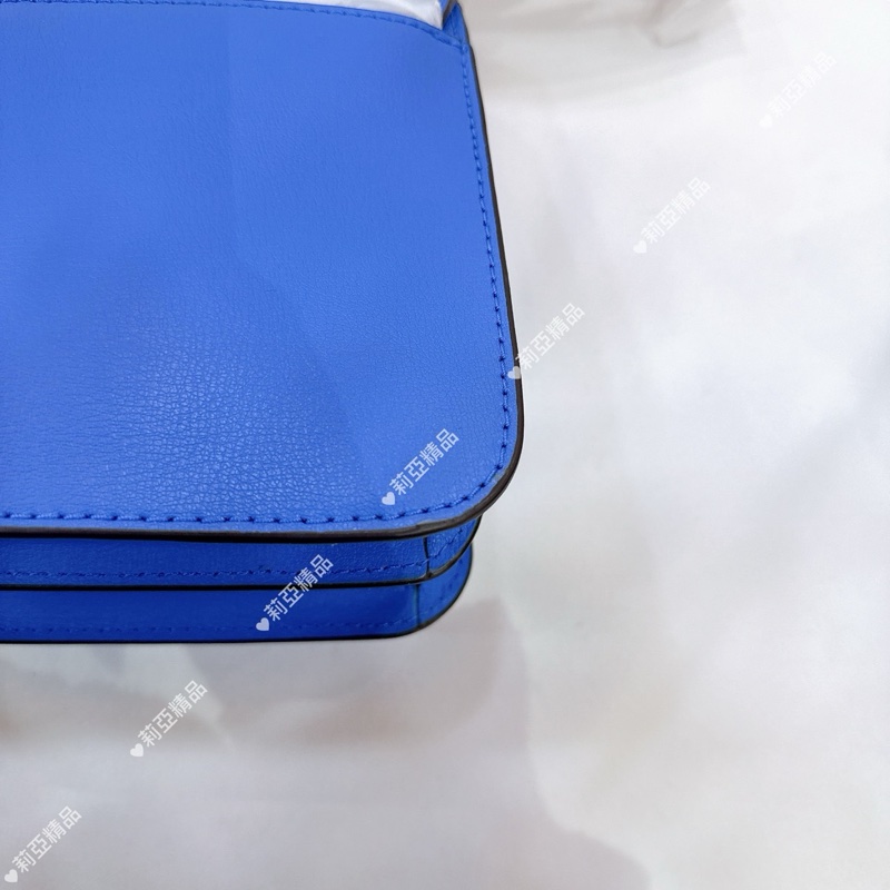 莉亞精品♡ MK 寶石藍立體金釦翻蓋包 二手美包-15