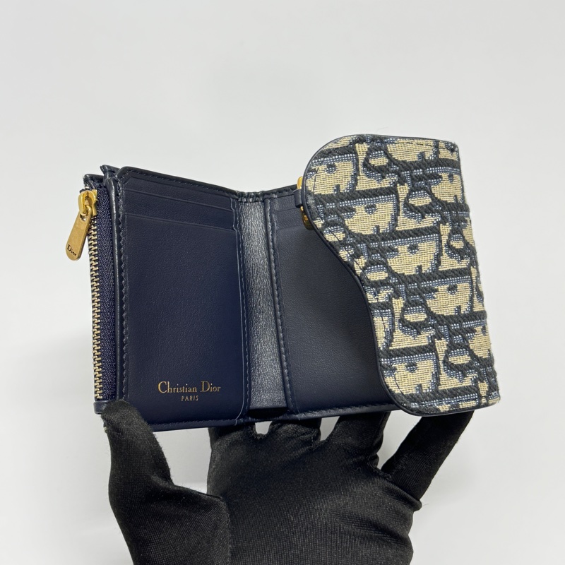 【超!級!新】 Dior Saddle 馬鞍老花短夾 全配🎁(專櫃24,000)-10