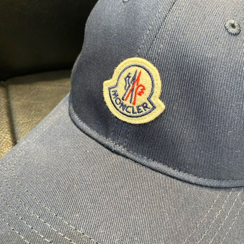 💎Han's house精品服飾💎 moncler 刺繡 LOGO 帽子-1