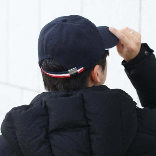 💎Han's house精品服飾💎 moncler 刺繡 LOGO 帽子-6