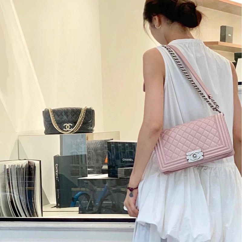 莉亞精品♡Chanel Boy25 櫻花粉銀釦 二手美包-1