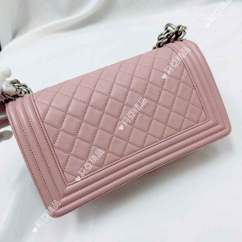 莉亞精品♡Chanel Boy25 櫻花粉銀釦 二手美包-3