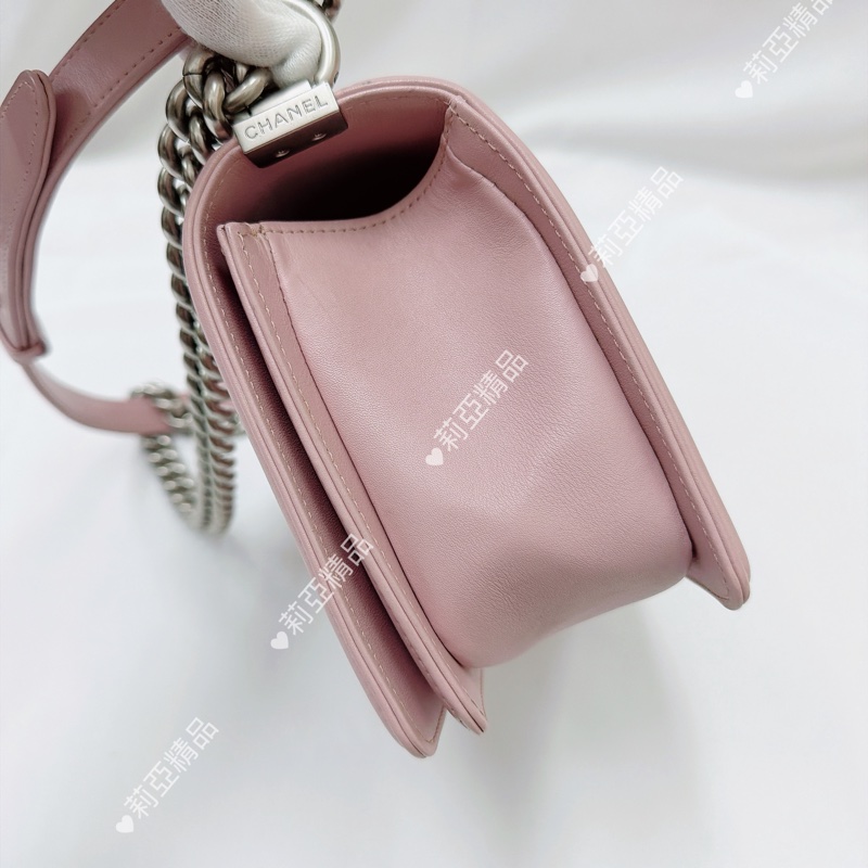 莉亞精品♡Chanel Boy25 櫻花粉銀釦 二手美包-6