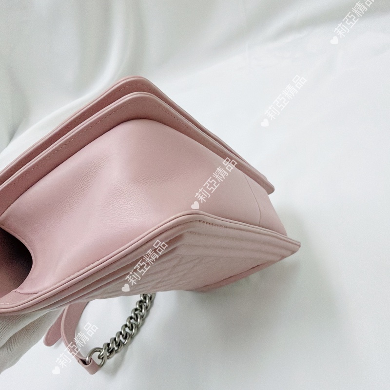 莉亞精品♡Chanel Boy25 櫻花粉銀釦 二手美包-8