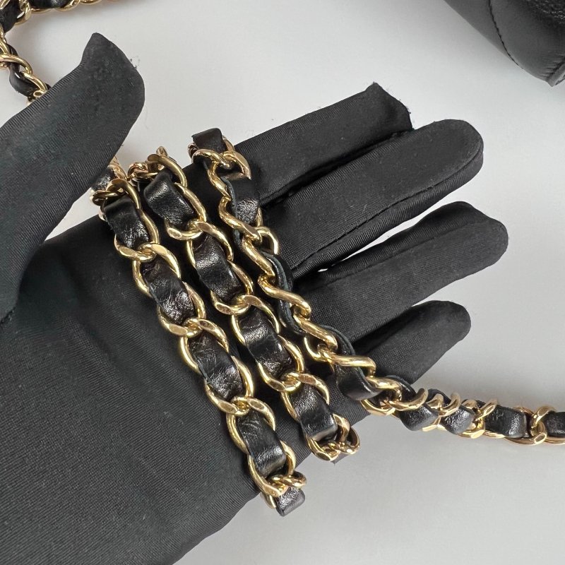 CHANEL 季節款水鑽包羊皮黑 23C晶片款-8