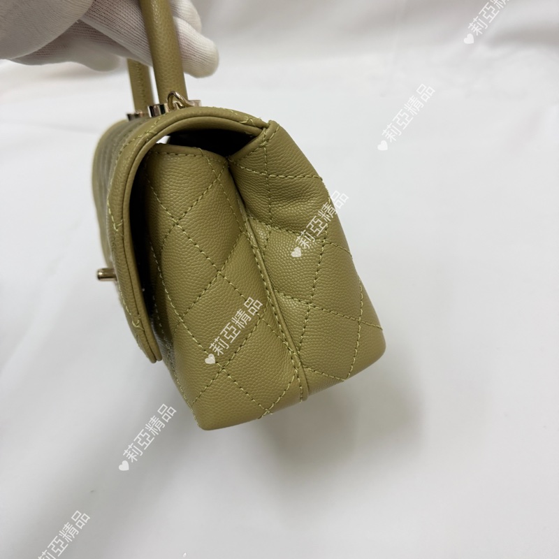 莉亞精品♡ Chanel mini handle 芥末黃金釦 近新美包-4