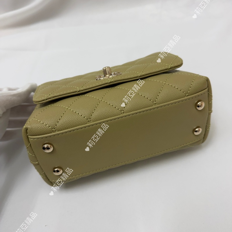 莉亞精品♡ Chanel mini handle 芥末黃金釦 近新美包-7