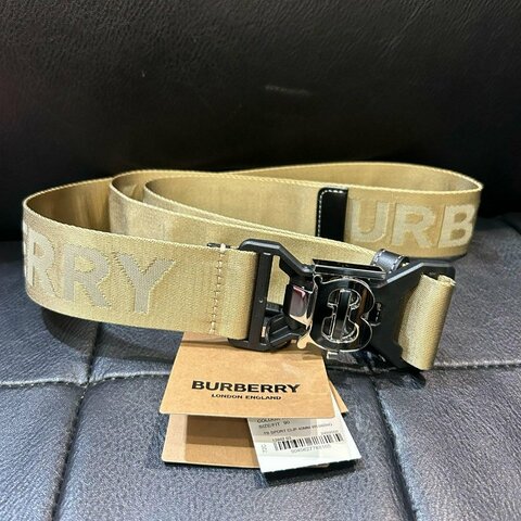 💎Han's house精品服飾💎Burberry 皮帶 寬4CM 現貨90