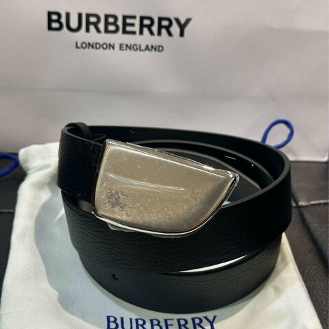 💎Han's house精品服飾💎Burberry 皮帶 寬3CM義大利製