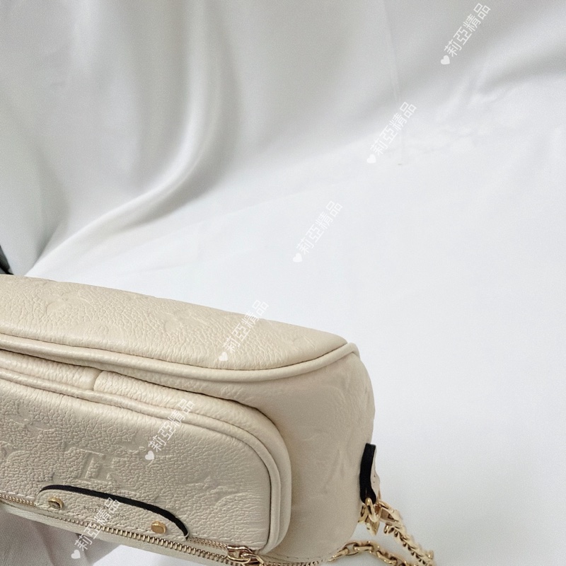 莉亞精品♡ Lv Mini Bumbag奶白色 二手美包-11