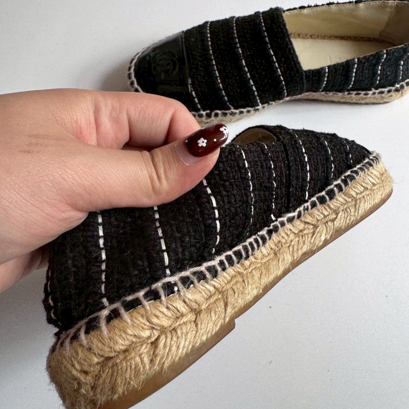 💥經典必買回歸 Chanel 黑色毛呢拼漆皮草編鞋-2