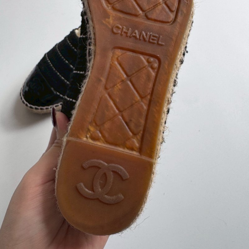 💥經典必買回歸 Chanel 黑色毛呢拼漆皮草編鞋-21