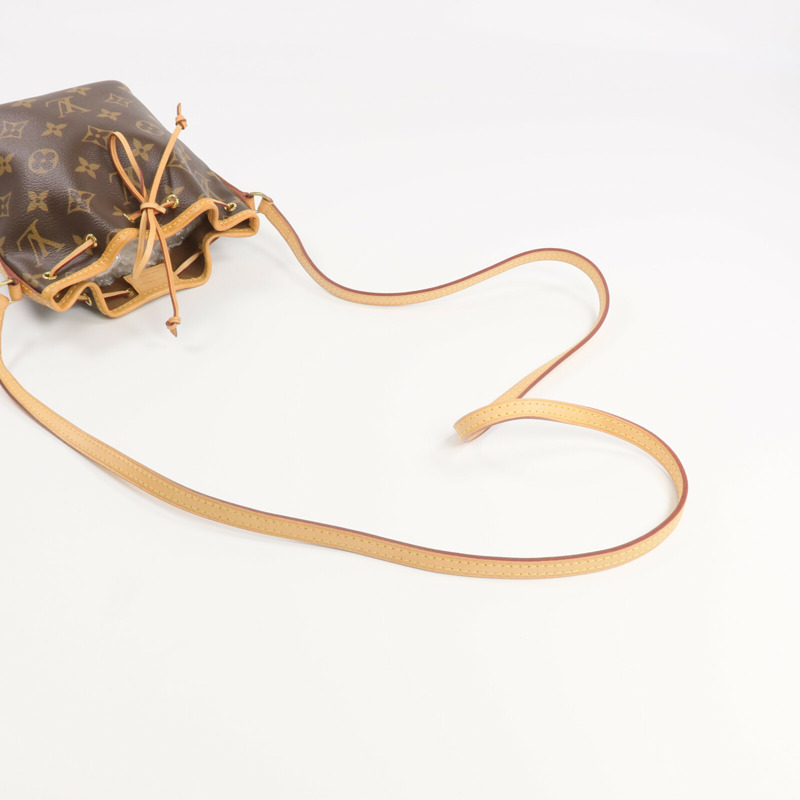 LOUIS VUITTON Monogram Nano Noe金扣肩背袋-4