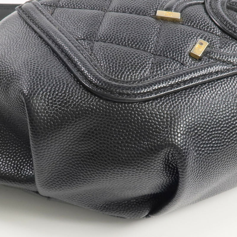 CHANEL 牛皮皮革Filigree Waist Bag金扣腰包-6