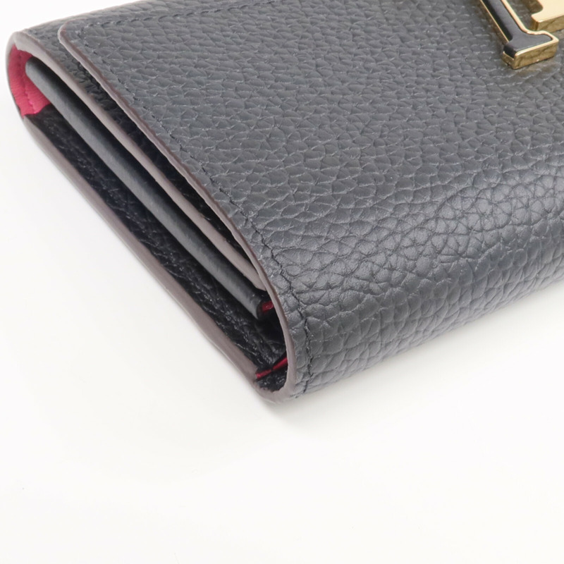 LOUIS VUITTON Taurillon Capucines Wallet金扣長錢包-8