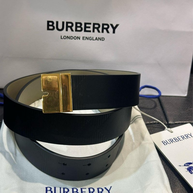 💎Han's house精品服飾💎Burberry 格紋 壓紋 小牛皮 皮帶 雙面用 寬3.5 現貨 原價18900-0