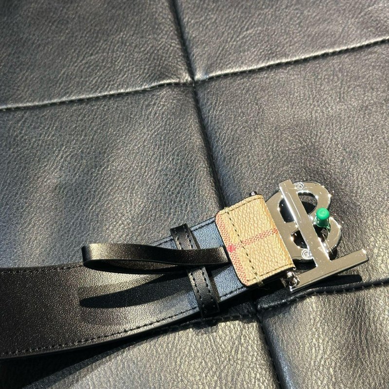 💎Han's house精品服飾💎Burberry TB 小牛皮 皮帶 格紋 寬4 現貨 原價14900 0 直購-1