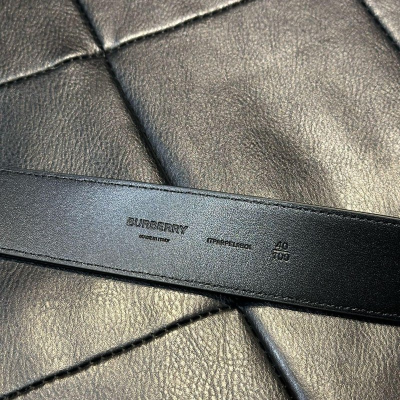 💎Han's house精品服飾💎Burberry TB 小牛皮 皮帶 格紋 寬4 現貨 原價14900 0 直購-2