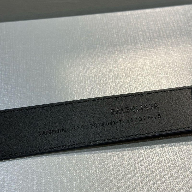 💎Han's house精品服飾💎 Balenciaga 巴黎世家 牛皮 鱷魚壓紋 皮帶 寬 3.5 cm-1