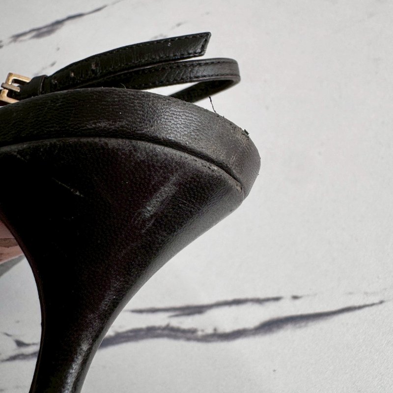 💥可休閒可正式 GUCCI 黑色尖頭竹節低跟鞋-17