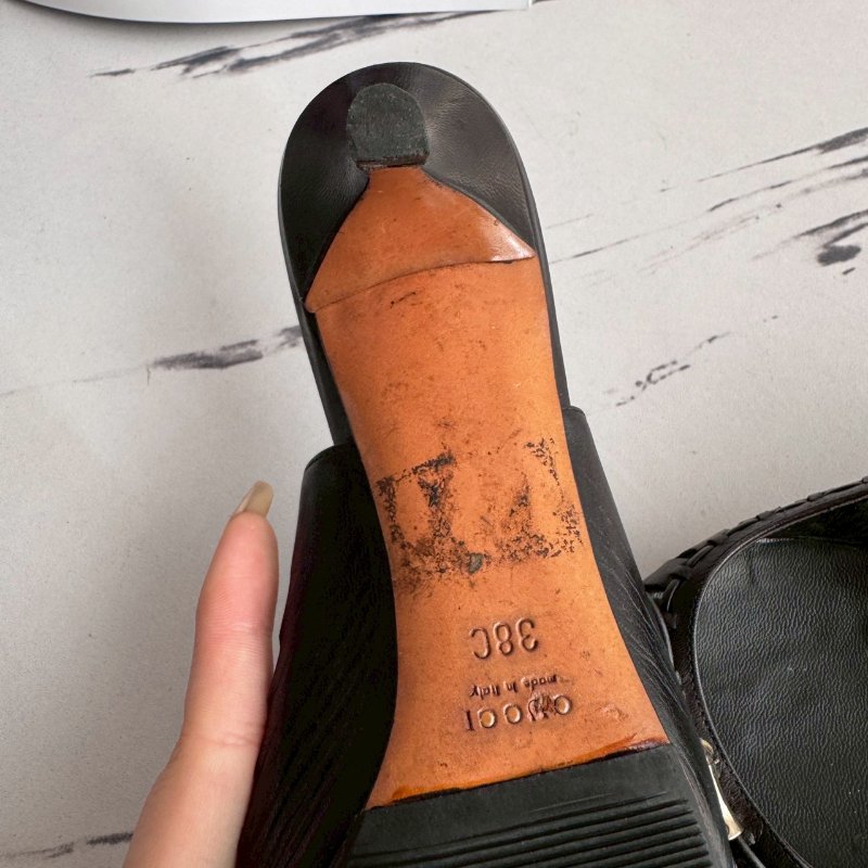 💥可休閒可正式 GUCCI 黑色尖頭竹節低跟鞋-19