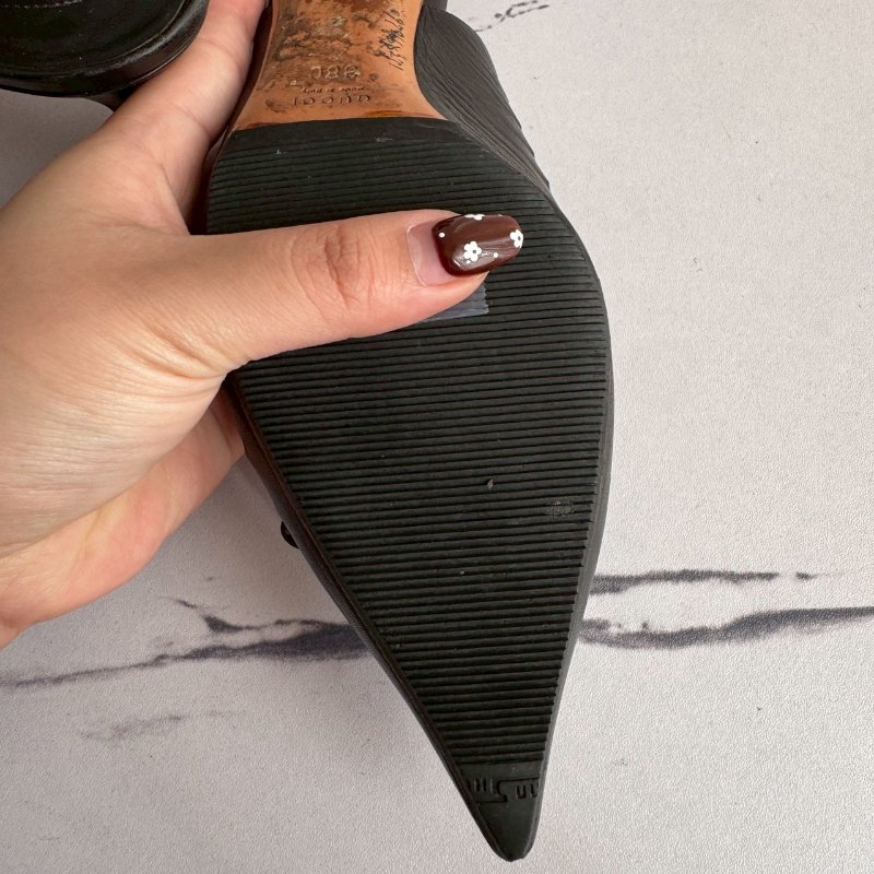 💥可休閒可正式 GUCCI 黑色尖頭竹節低跟鞋-20