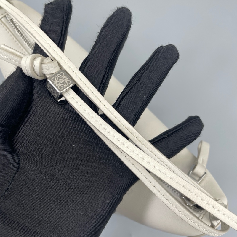 Loewe 羅意威 Hammock 吊床包 小號 白色-4