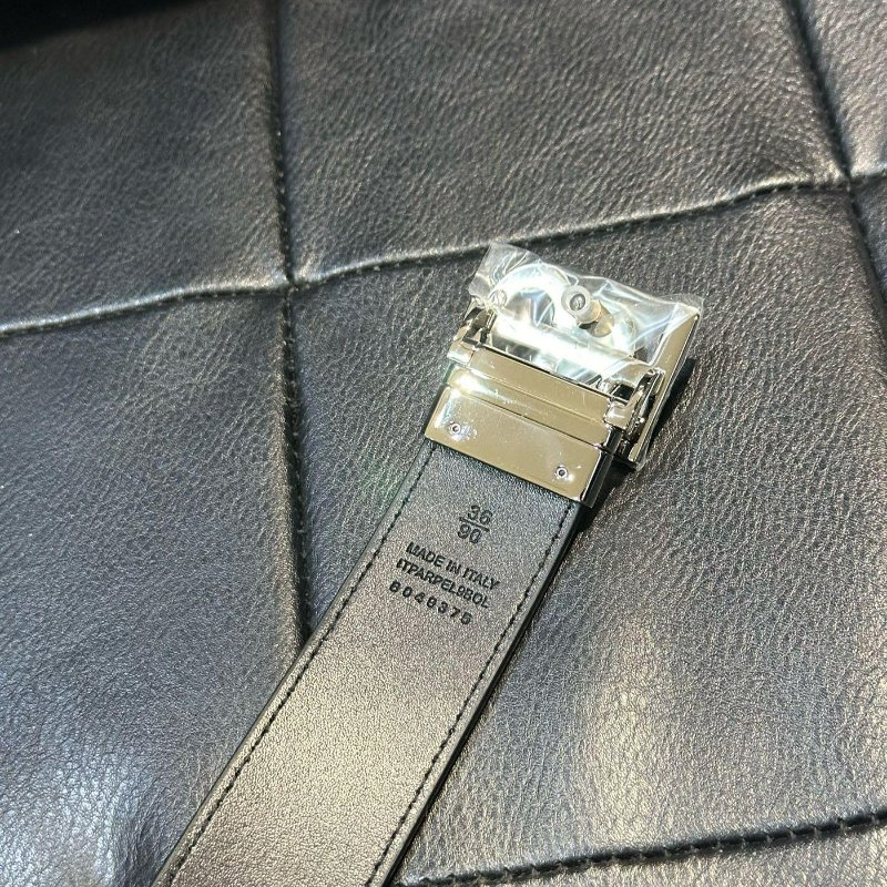 💎Han's house精品服飾💎Burberry 皮帶 雙面用 意大利製 寬3.5 現貨-2