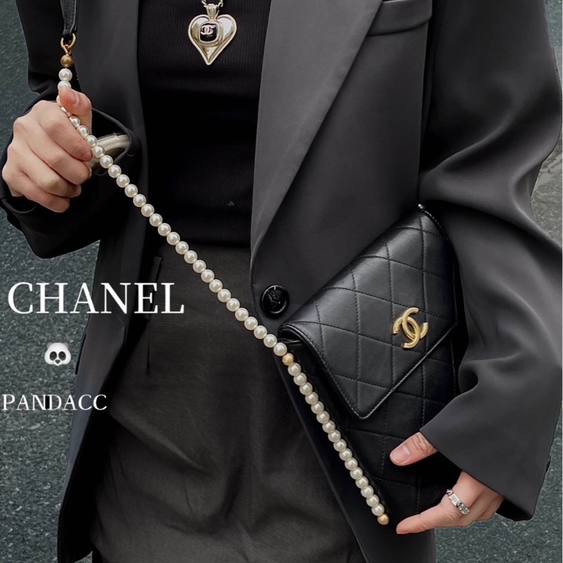 Chanel香奈儿黑金珍珠链条hobo-4