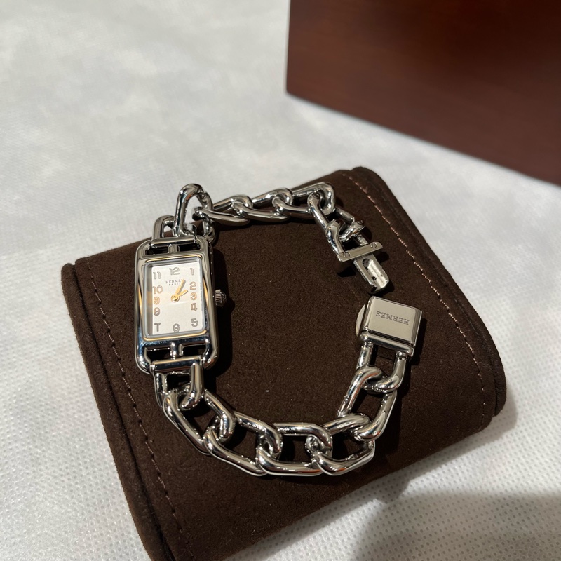 Hermes銀色不鏽鋼白面鏈袋手錶-5