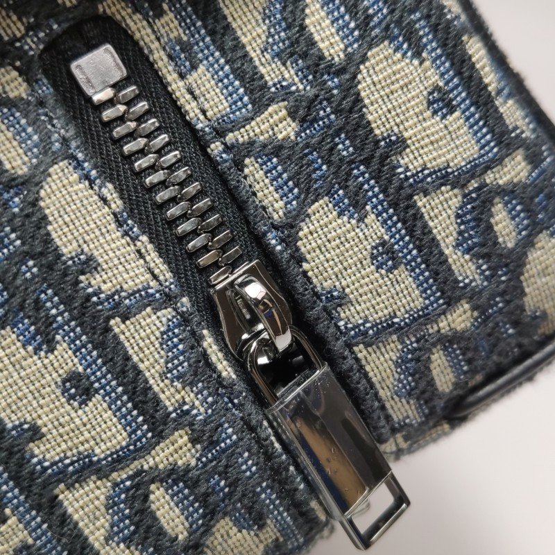 Dior Lingot牛皮帆布字母logo鎖扣手拿包-11