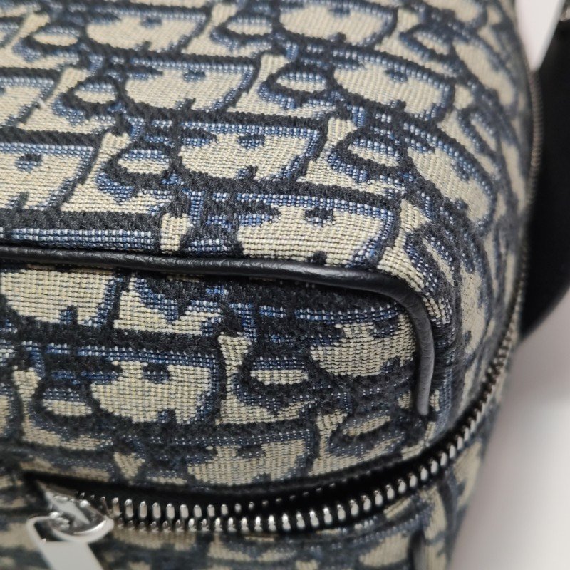 Dior Lingot牛皮帆布字母logo鎖扣手拿包-12