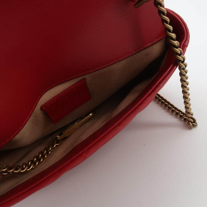 Gucci GG Marmont超迷你牛皮V紋絎縫雙G標誌 口蓋包斜背包單肩包-6