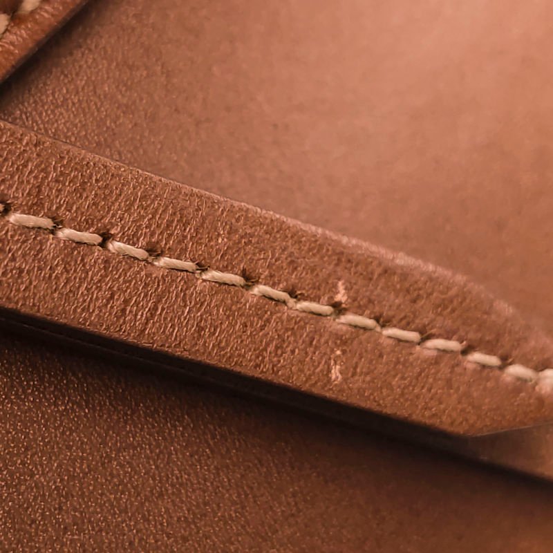 Gucci牛皮雙C老花拉鍊手提包-15