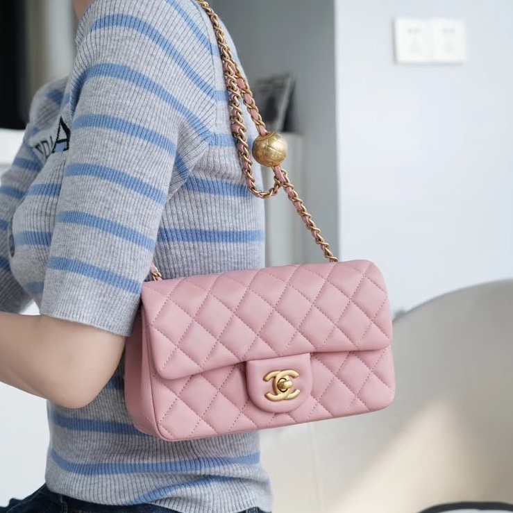 CHANEL香奈兒 🧥冷調玫瑰粉金球 CF大mini鏈條包 尺寸:20*13*7-3