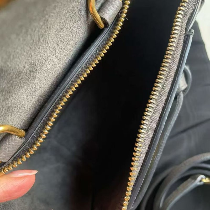 Celine 鯰魚包 pico 大象灰99新 配件塵袋-6