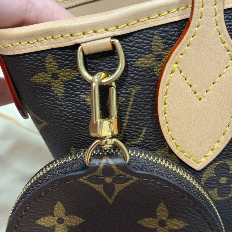 LV Neverfull BB-9