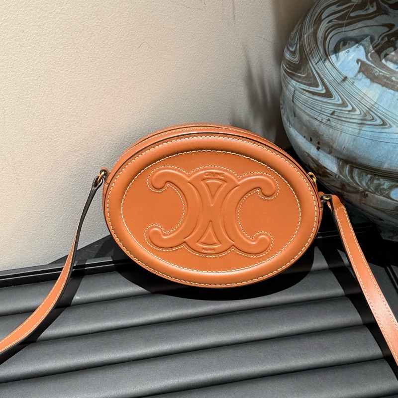 Celine 焦糖色月餅包小號 21年單包-0