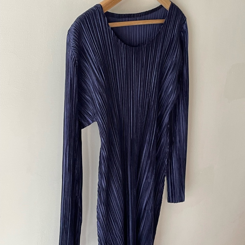 ▪️富貴選物FUGUEI▪️PP 三宅一生深藍色 緞面光澤長袖短洋裝 連衣裙-6