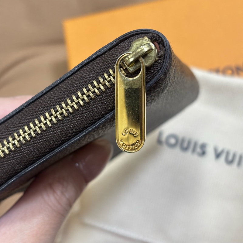 LV老花拉鍊短夾零錢包-6