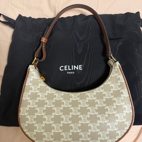 全新 Celine Ava bag 杏色 canvas triopheme