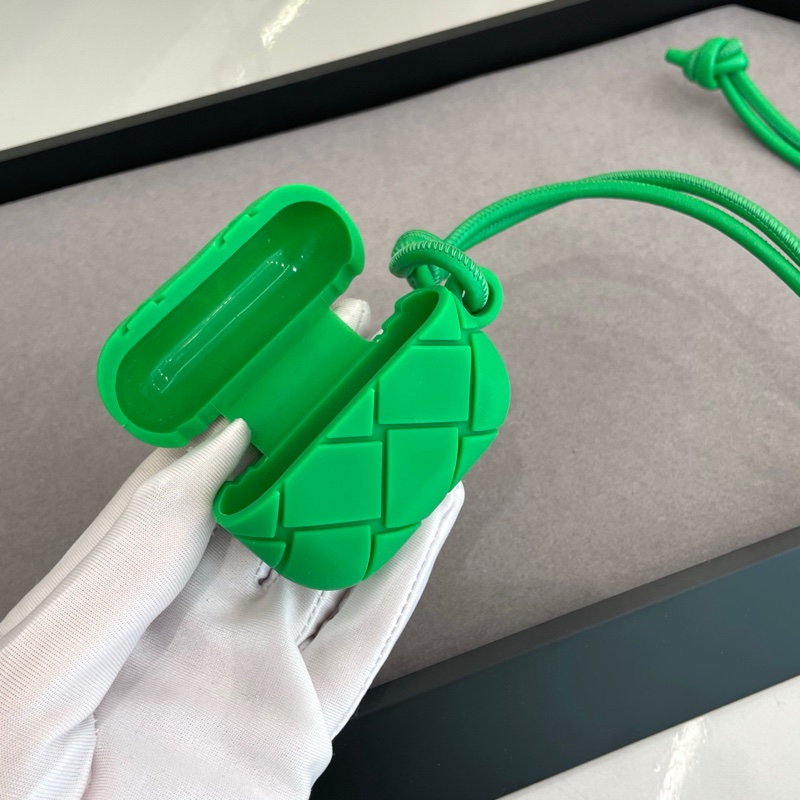 BV 葆蝶家 AirPods Pro 耳机包-1