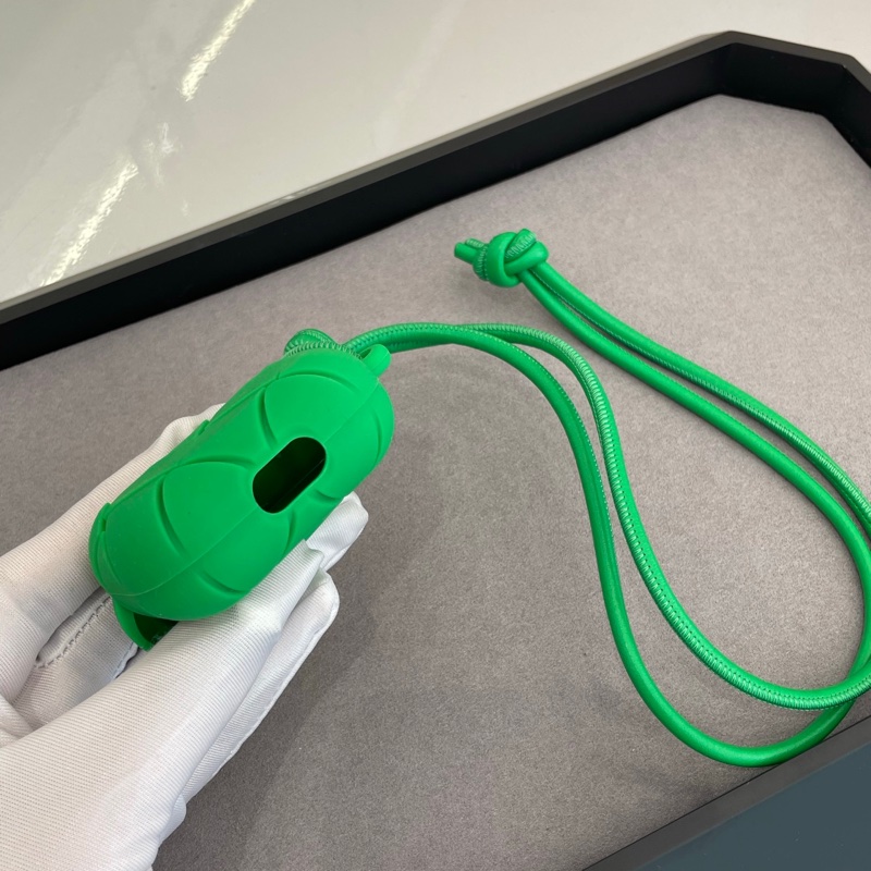 BV 葆蝶家 AirPods Pro 耳机包-3