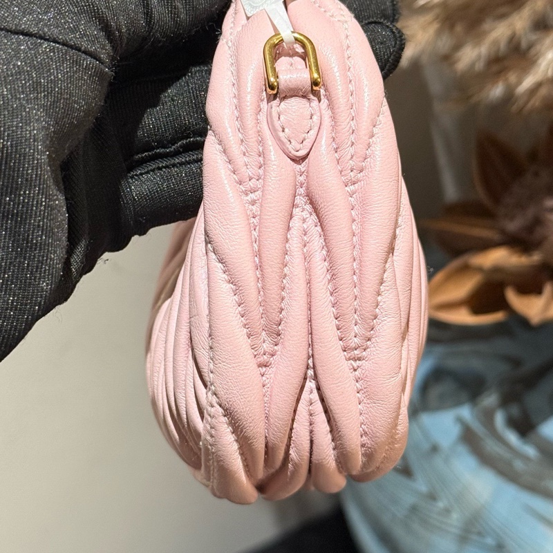 98新 miumiu 雪粉色mini Hobe包 單包 附件:肩帶-3