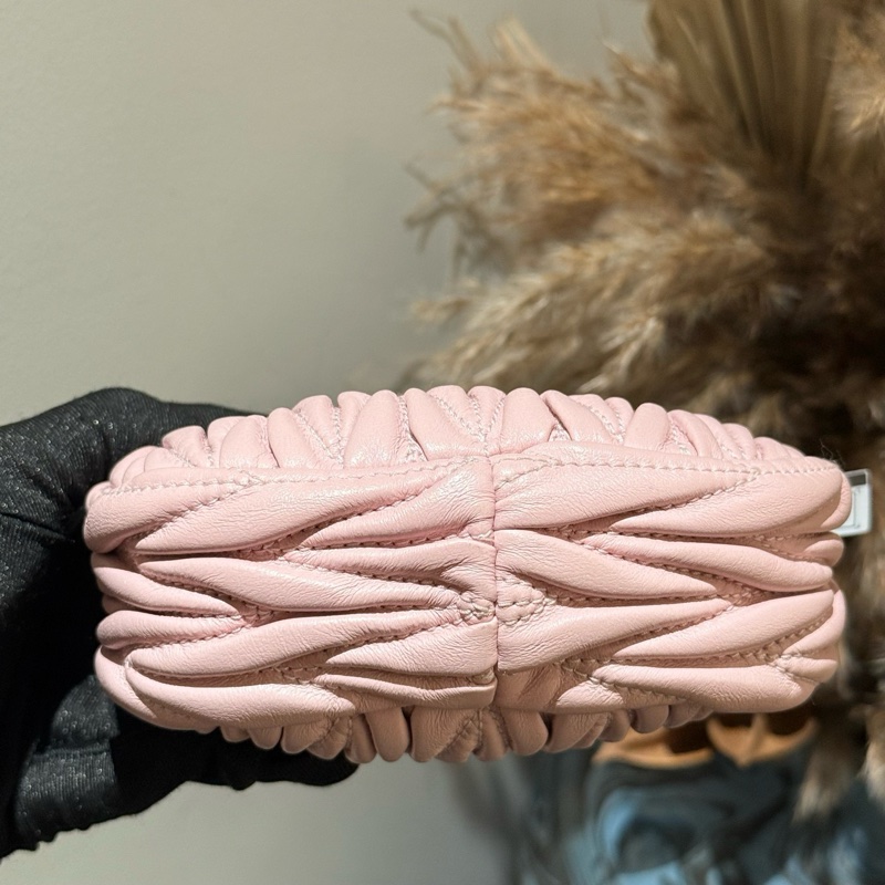 98新 miumiu 雪粉色mini Hobe包 單包 附件:肩帶-4