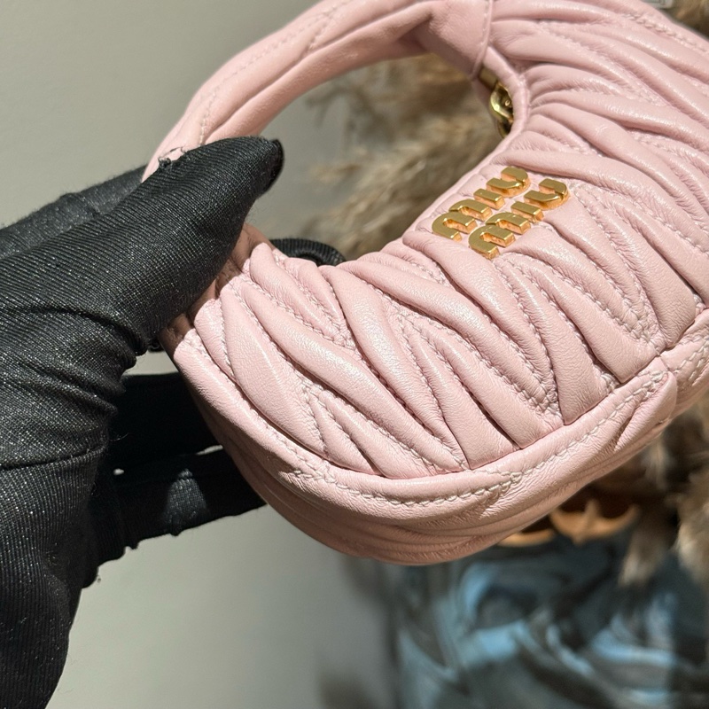 98新 miumiu 雪粉色mini Hobe包 單包 附件:肩帶-8